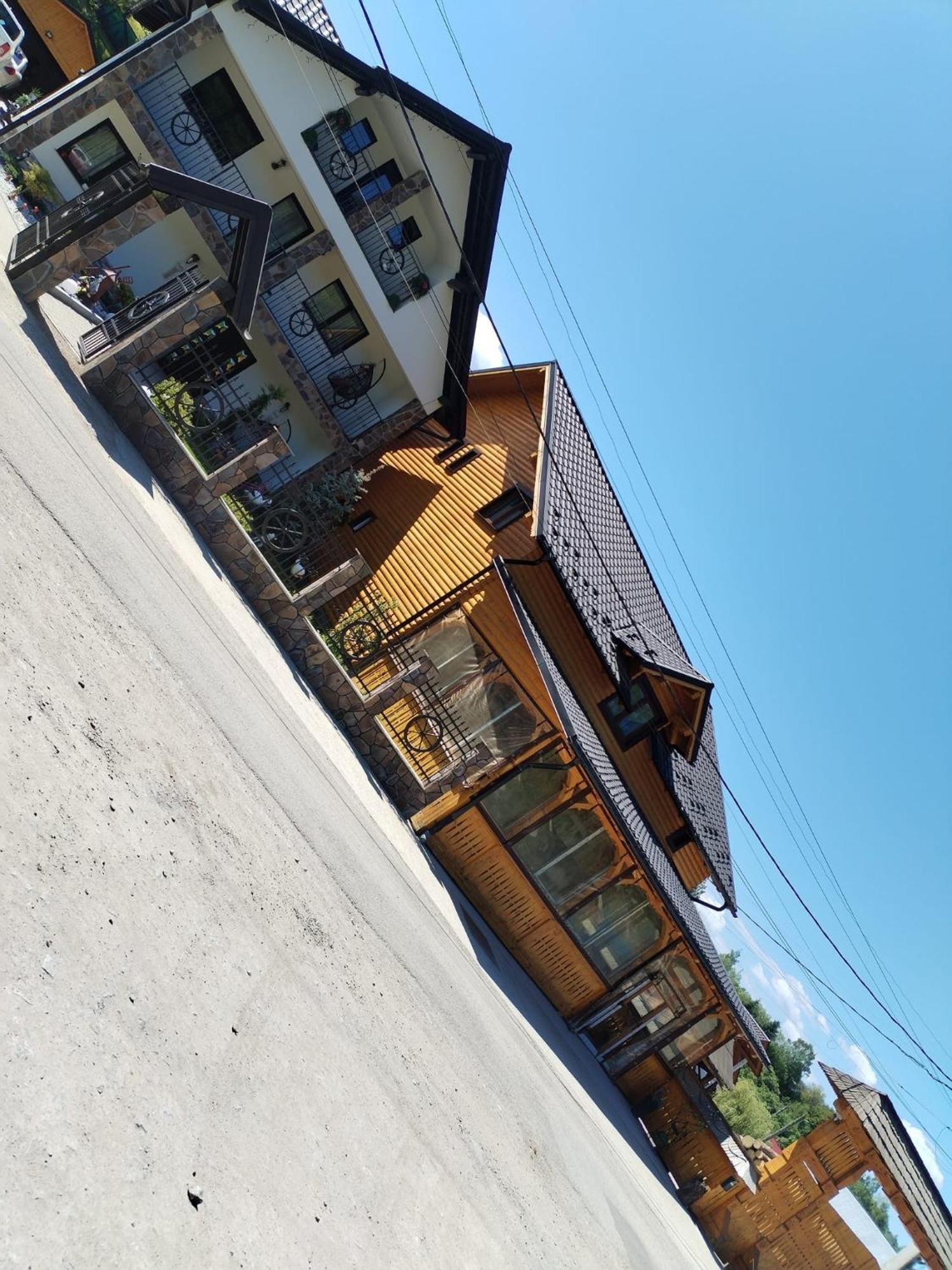 Hotel Popasul Din Vale Moisei Esterno foto