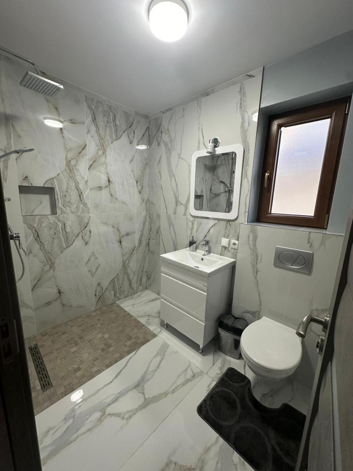 Hotel Popasul Din Vale Moisei Esterno foto