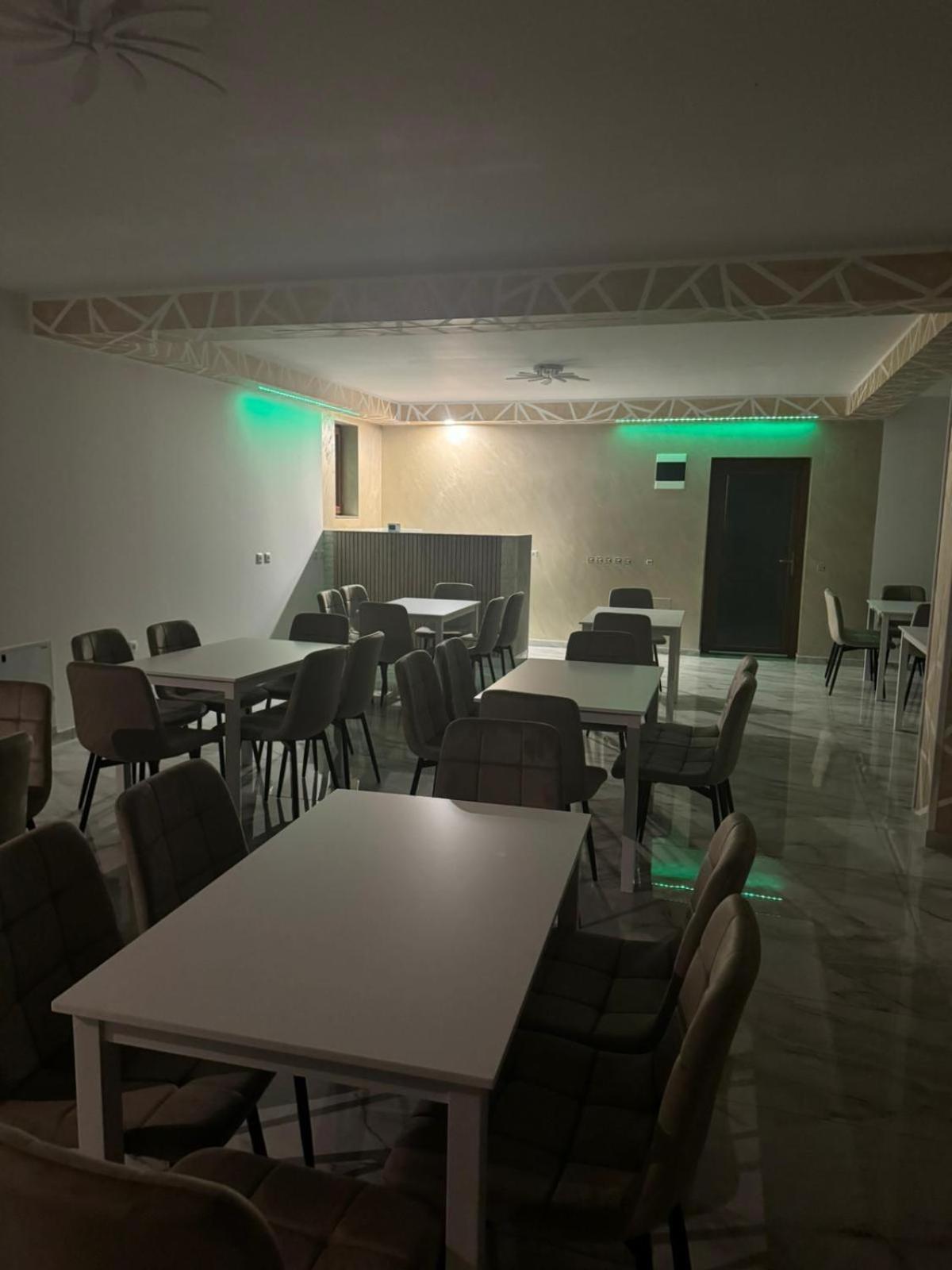 Hotel Popasul Din Vale Moisei Esterno foto