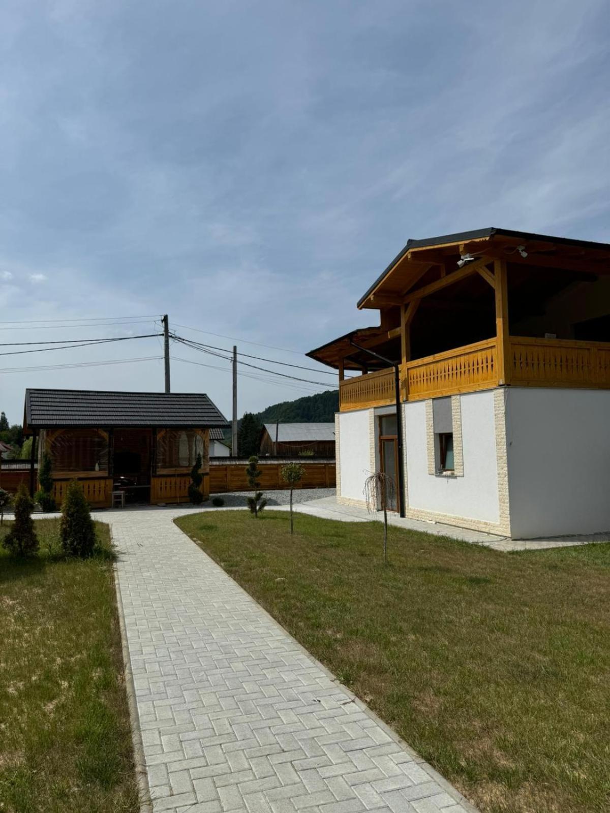 Hotel Popasul Din Vale Moisei Esterno foto