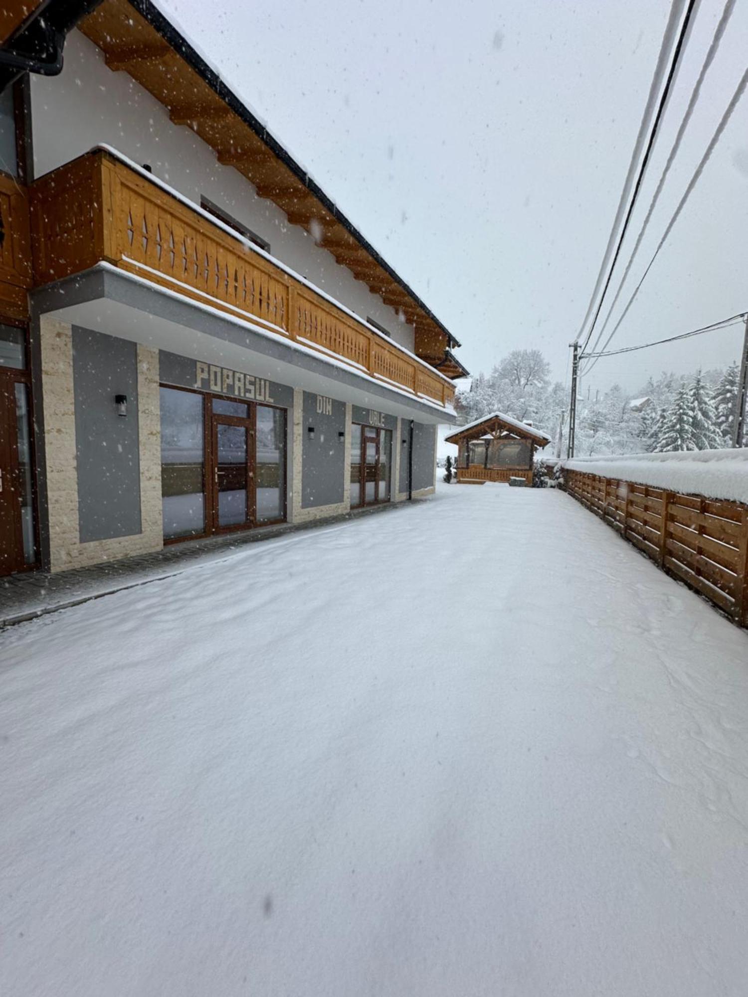 Hotel Popasul Din Vale Moisei Esterno foto